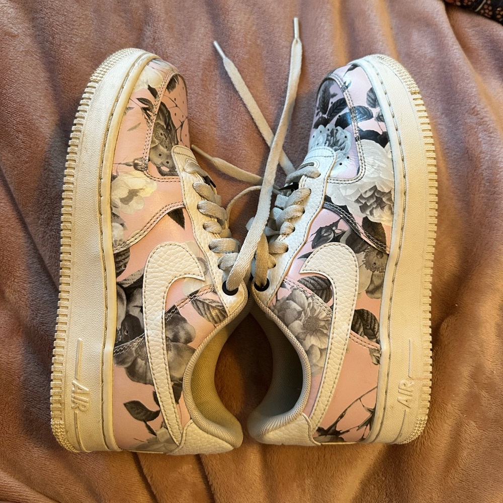 Nike Air Force Floral Rose sneakers